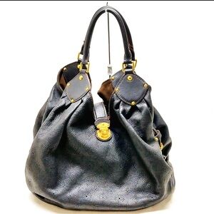 Louis Vuitton hobo bag. Large Black Leather Women's Tote Bag with Gold Hardware
